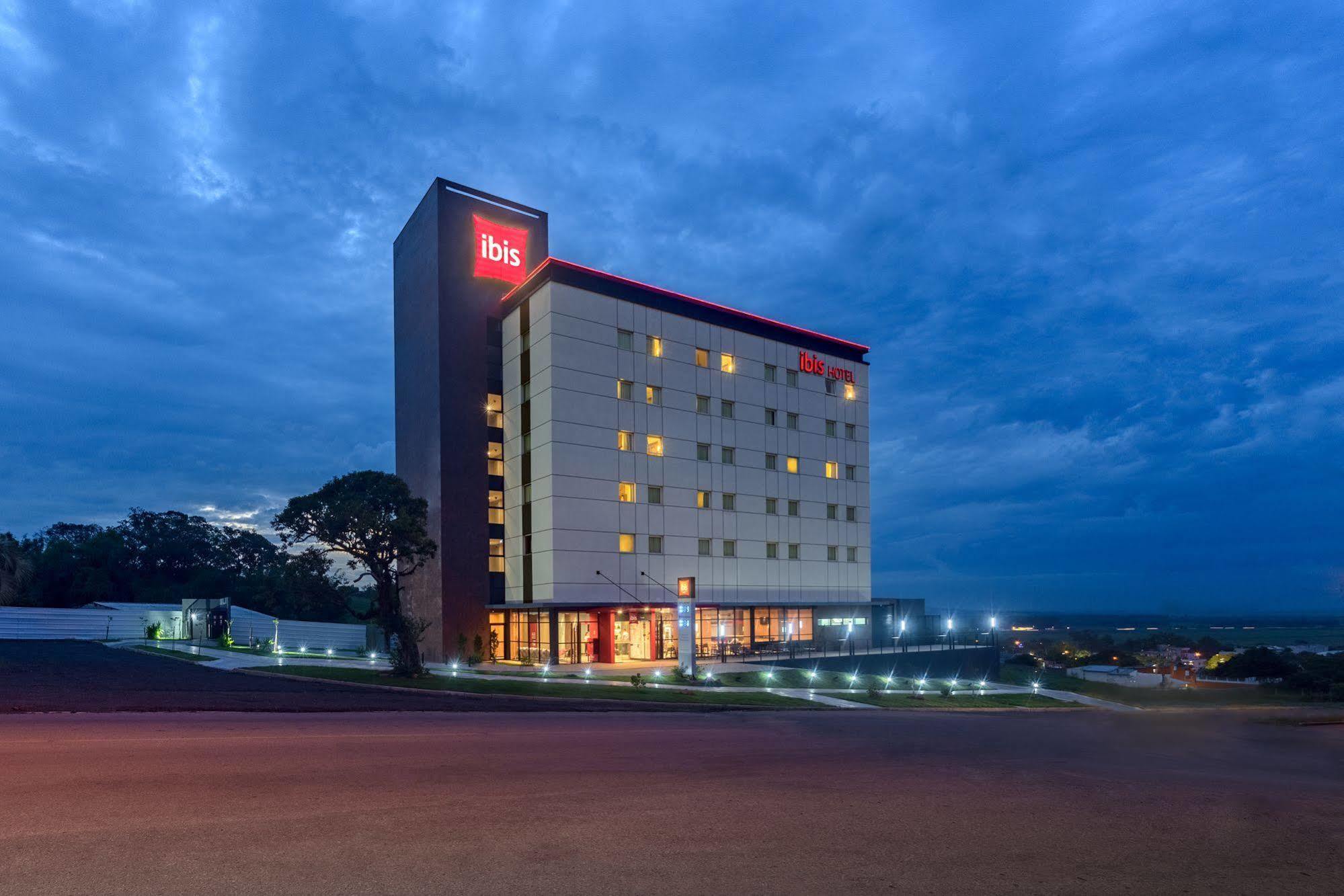 Ibis Guaiba Hotell Eksteriør bilde